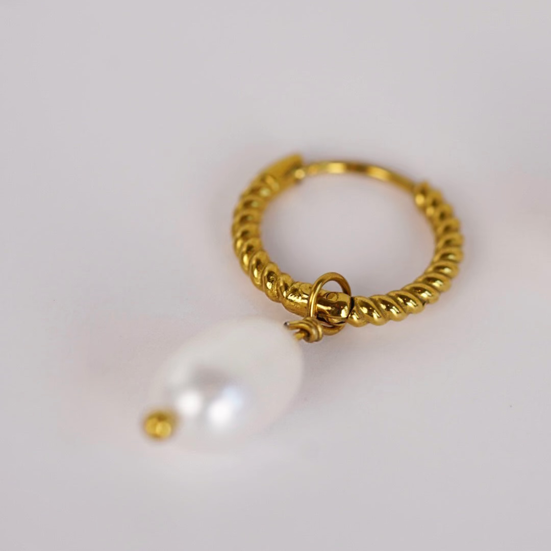 Spiral Drop Pearl Huggies