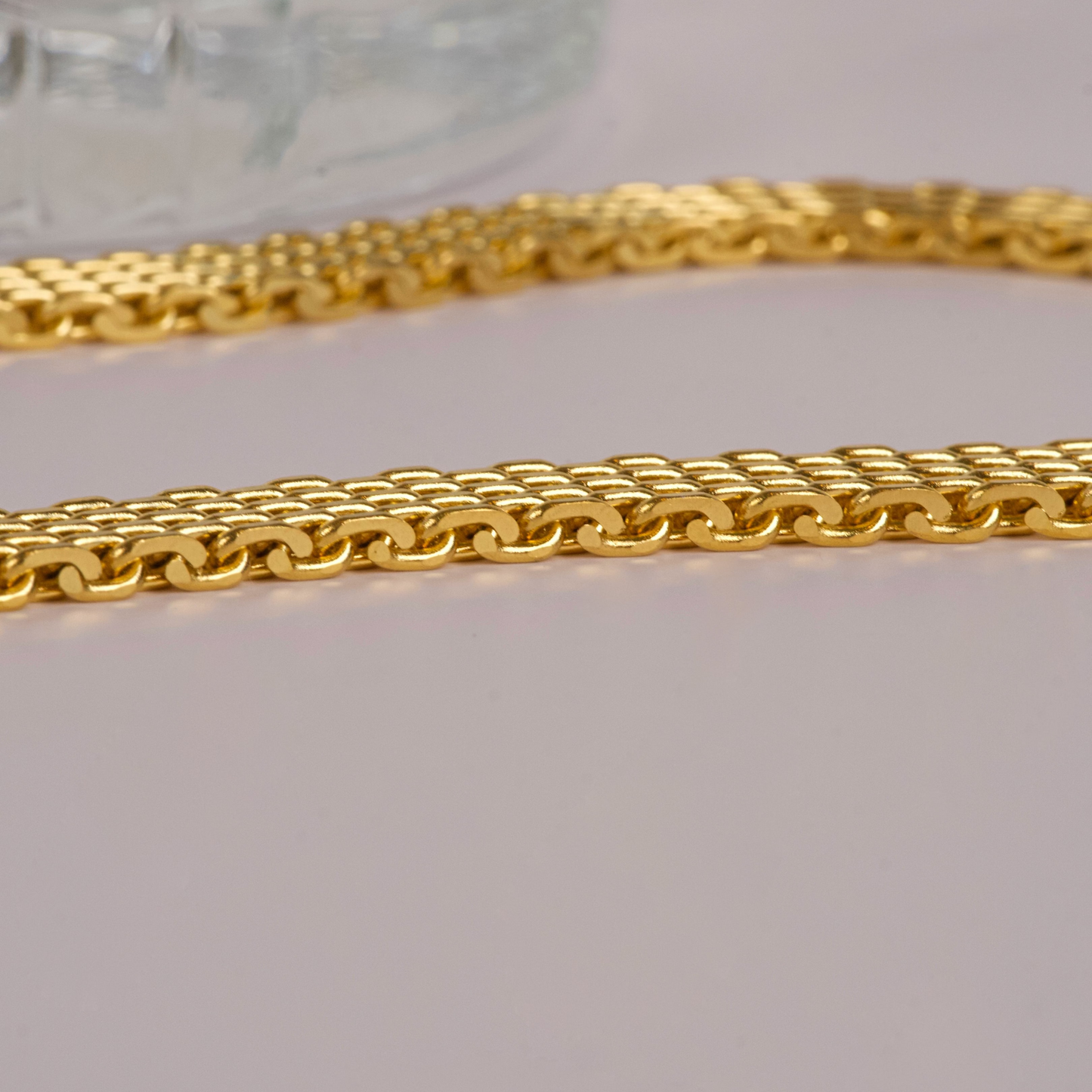 Charlotte Choker