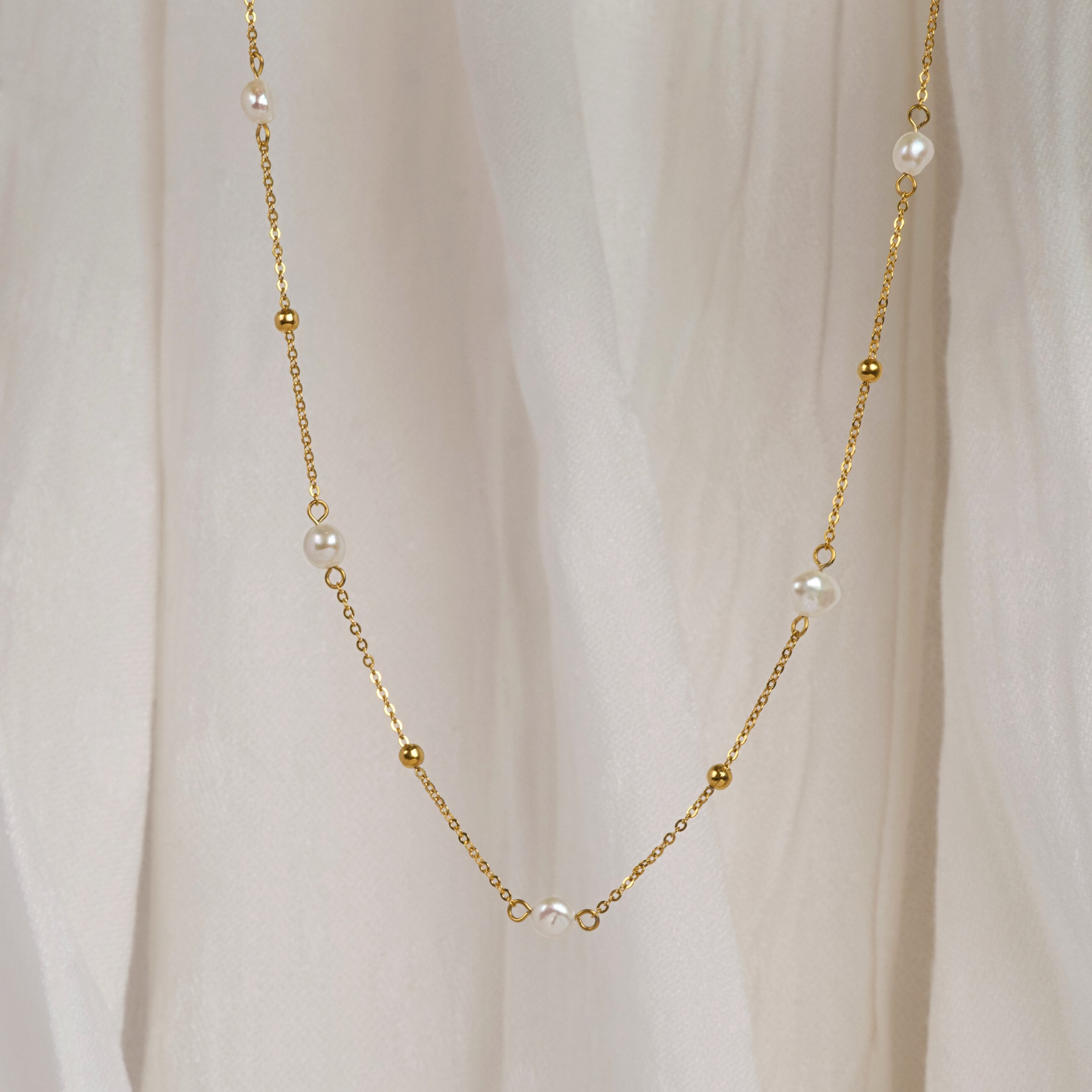 Coastal Loop Necklace