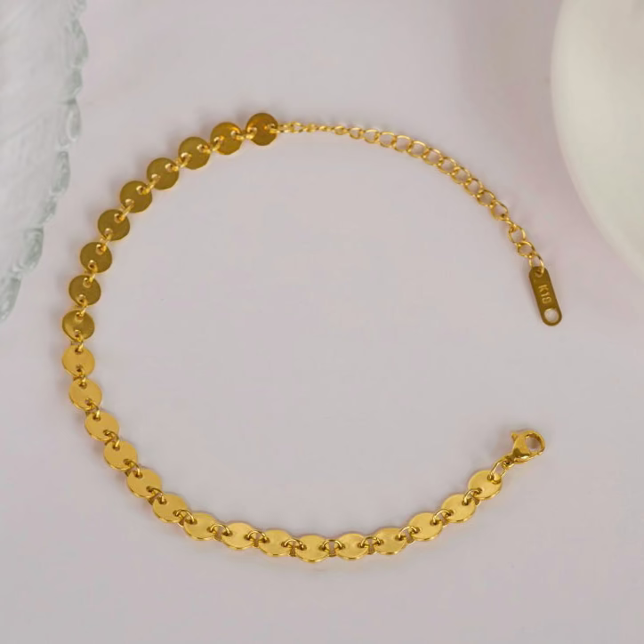 Nola Circle Bracelet
