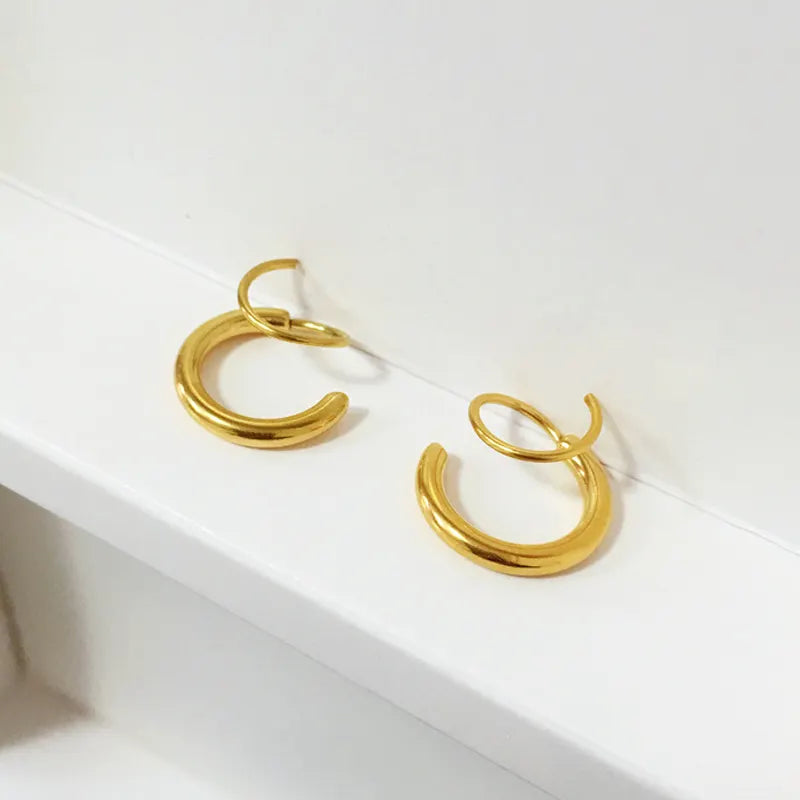 Solid Double Twist Hoop